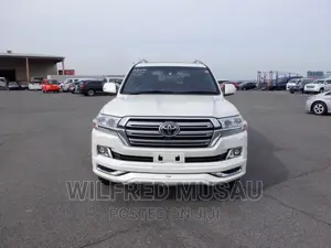 Toyota Land Cruiser 4.6 V8 ZX 2016 White