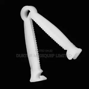Disposable Umbilical Cord Clamp/ Cord Clip Pack of 100pcs