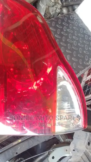 Ipsum 2005 Rear Boot Lights