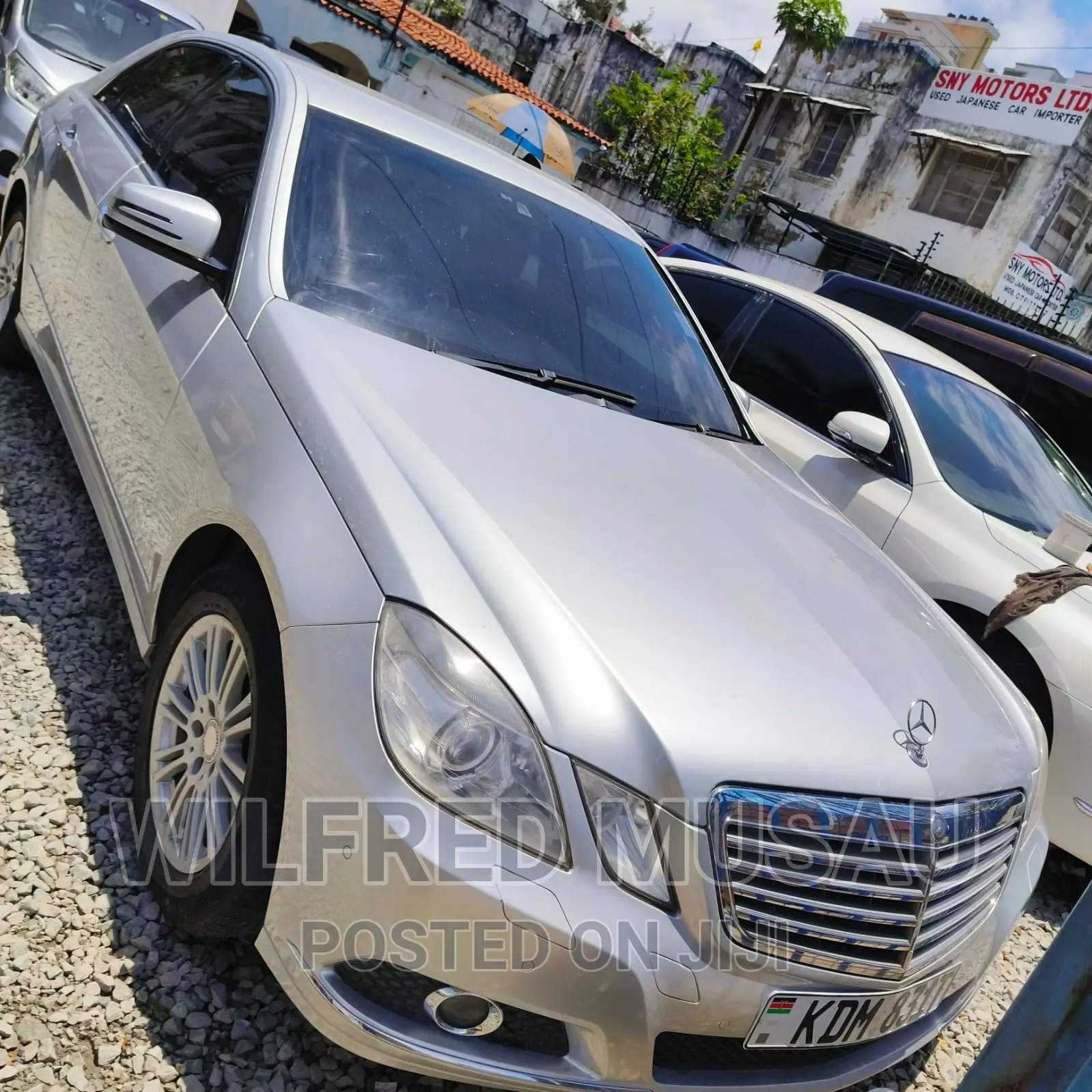 Mercedes-Benz E300 2010 Silver