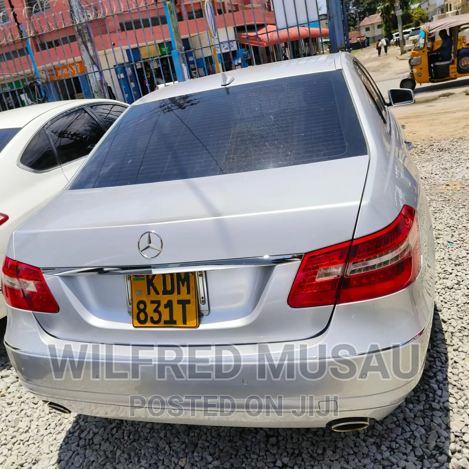 Mercedes-Benz E300 2010 Silver