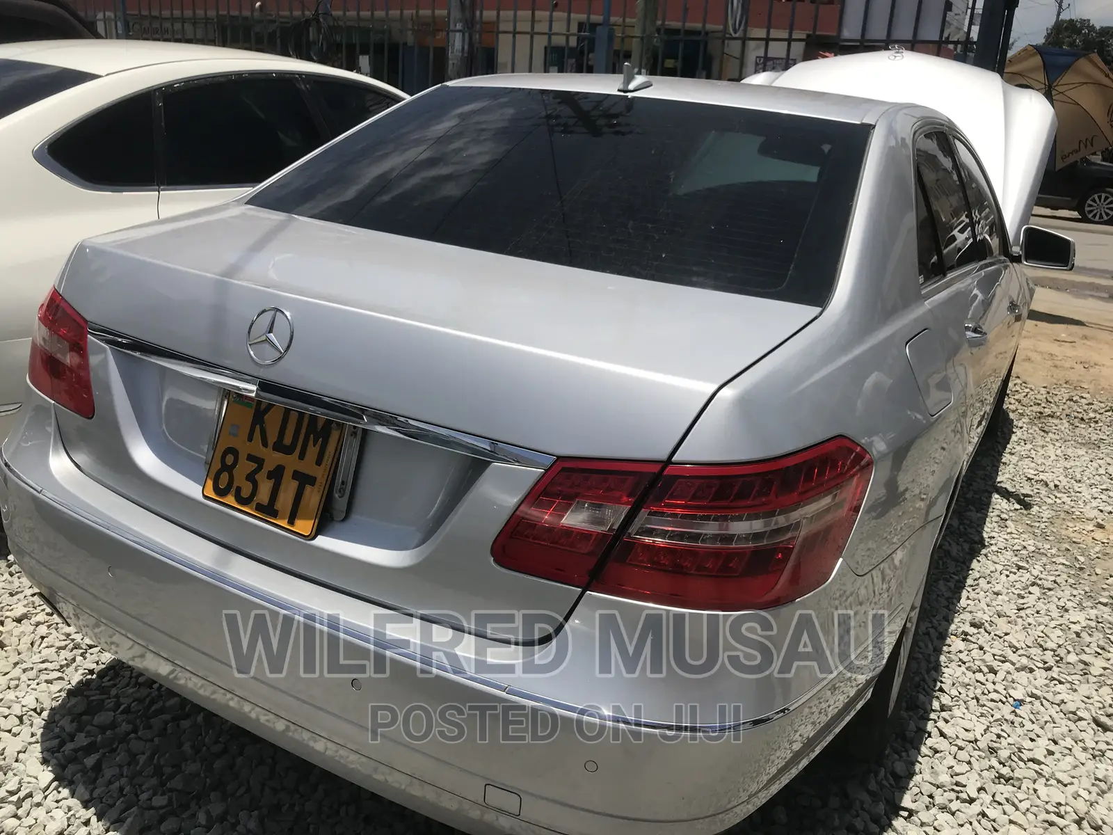 Mercedes-Benz E300 2010 Silver