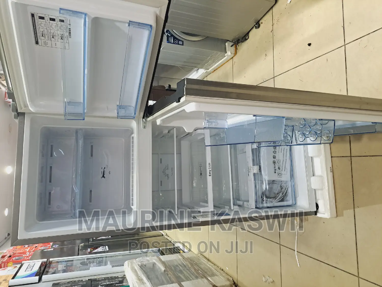 Samsung 235ltrs Fridge -RT28K3032S8-