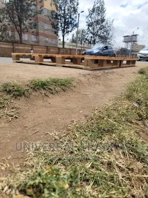 Pallets Bed- Simple Detachable Pallet Bed - 5*6 Pallets Bed
