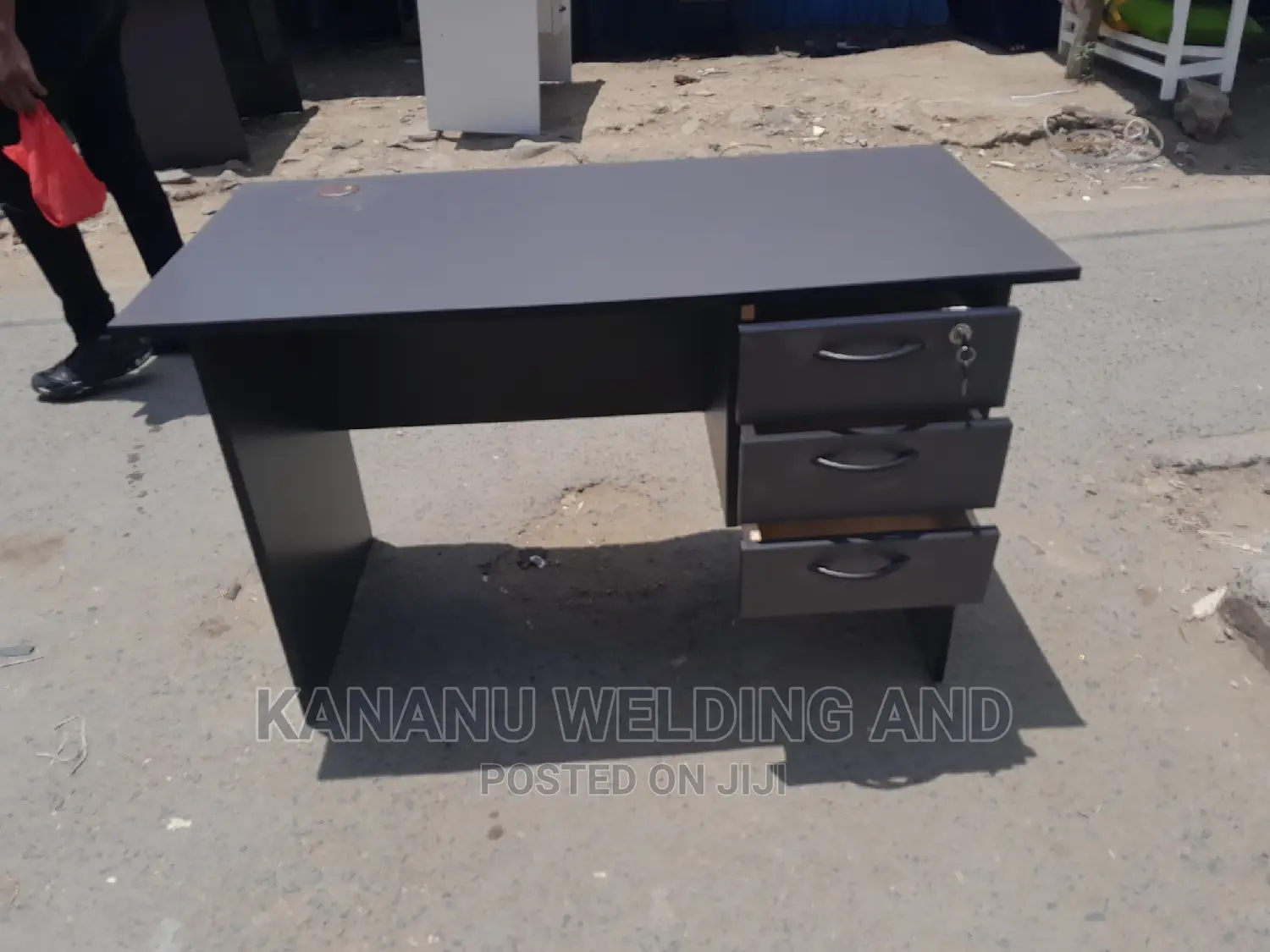 Office Desk