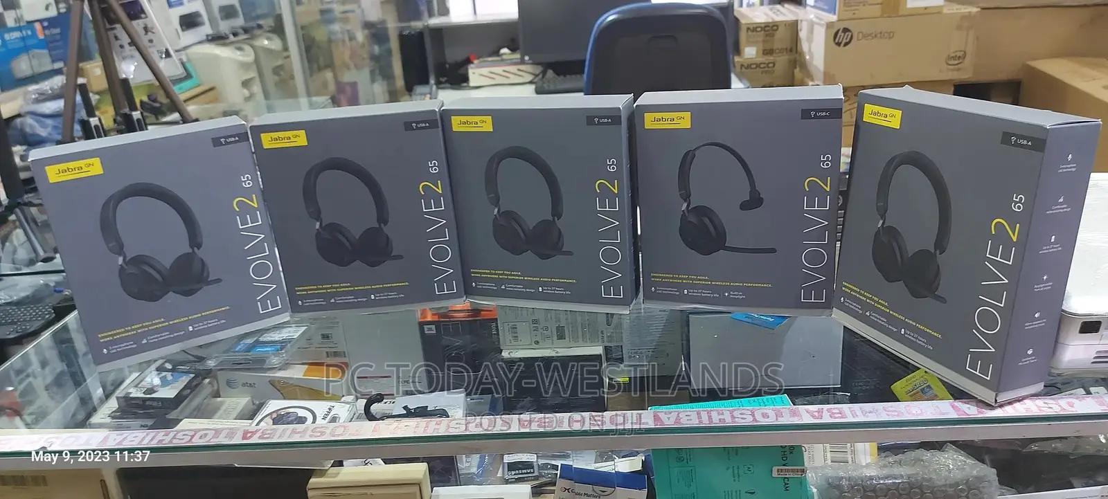Jabra Evolve2 65 UC Wireless Headphones With Link380a