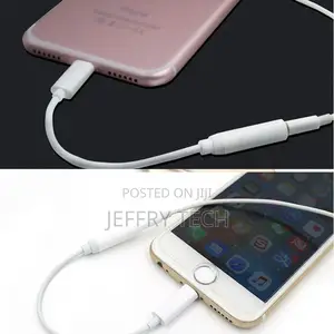 Lightning to 3.5MM Digital Audio iPhone Jack