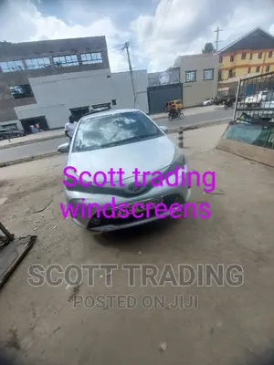 Toyota Yaris 2012 Windscreen
