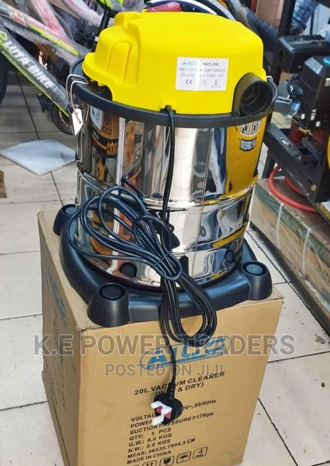 Practically Best Dry and Wet 20 Litre Vacuum Cleaner