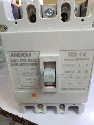 250amps McCb Breaker With 3poles