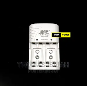 UK Plug Standard Battery Charger For AA, AAA, And 9V Batteri