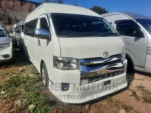 Toyota HiAce 2016 White