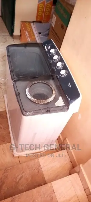 Hisense Twin Tub Top Loading Washing Machine