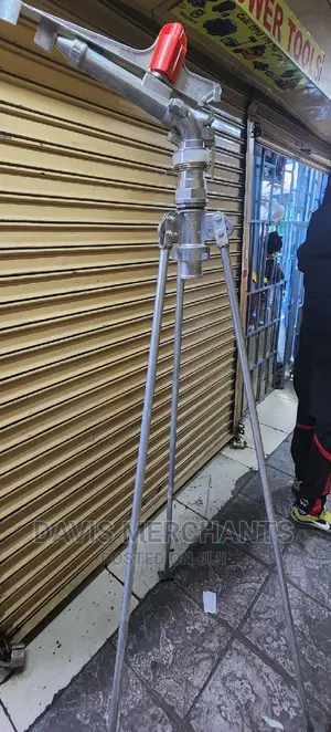 360 0 Rotation Sprinkler Gun Fitted With Stand