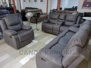 Spacious 6 Seater Recliner Sofa Set