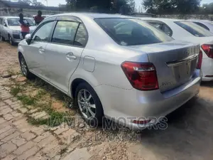 Toyota Axio 1.5 G 2WD 2016 Silver