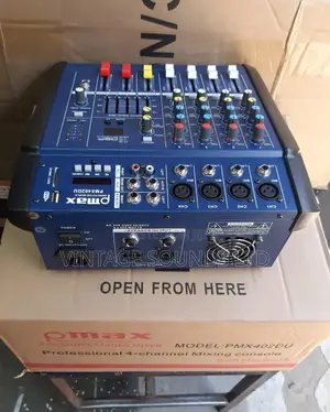 4 Channel Max Powered Mixer/Amplifier