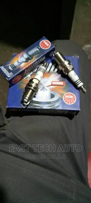 Mitsubishi Pajero Io Spark Plugs