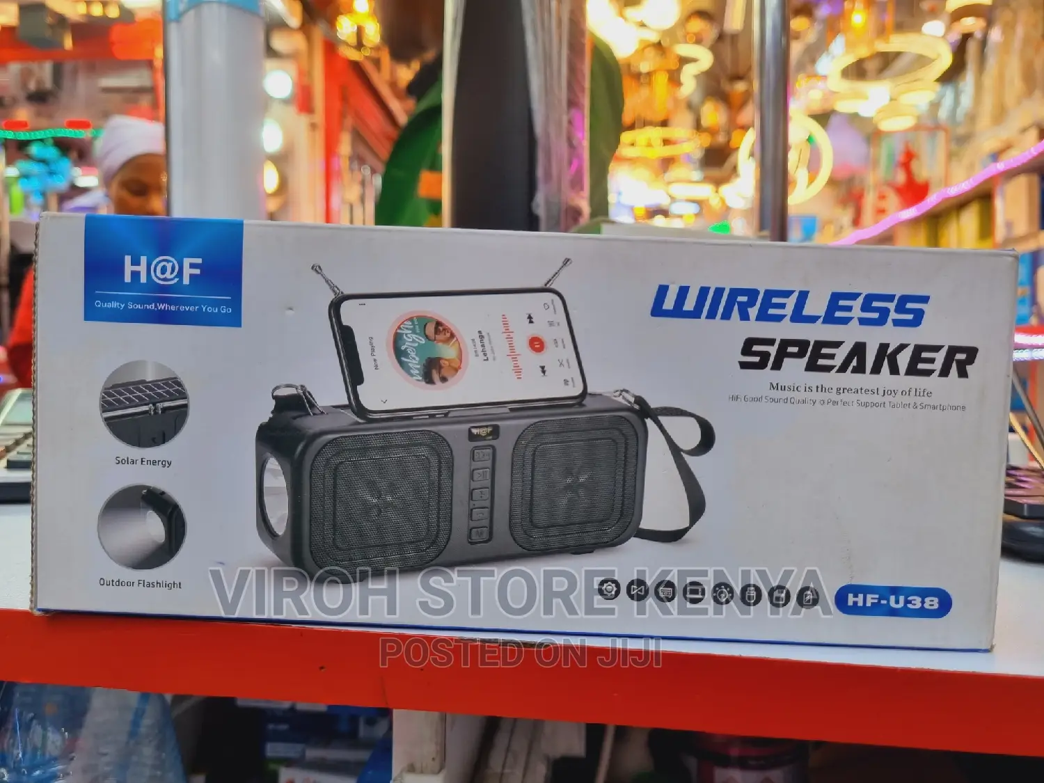 Hf-U38 Rechargeable BT Speaker With Long Range Torch