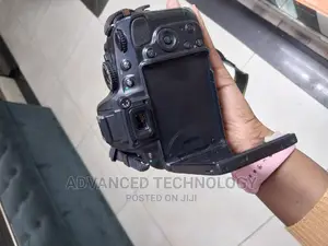 Nikon D5100 With Kit Lense 18-55mm