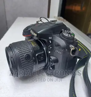 Nikon D7100 Camera With Lens 18-55mm