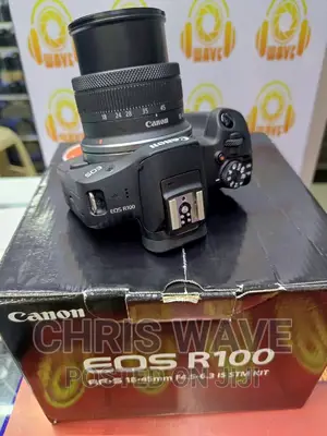 Eos R100 With and 32GB Card