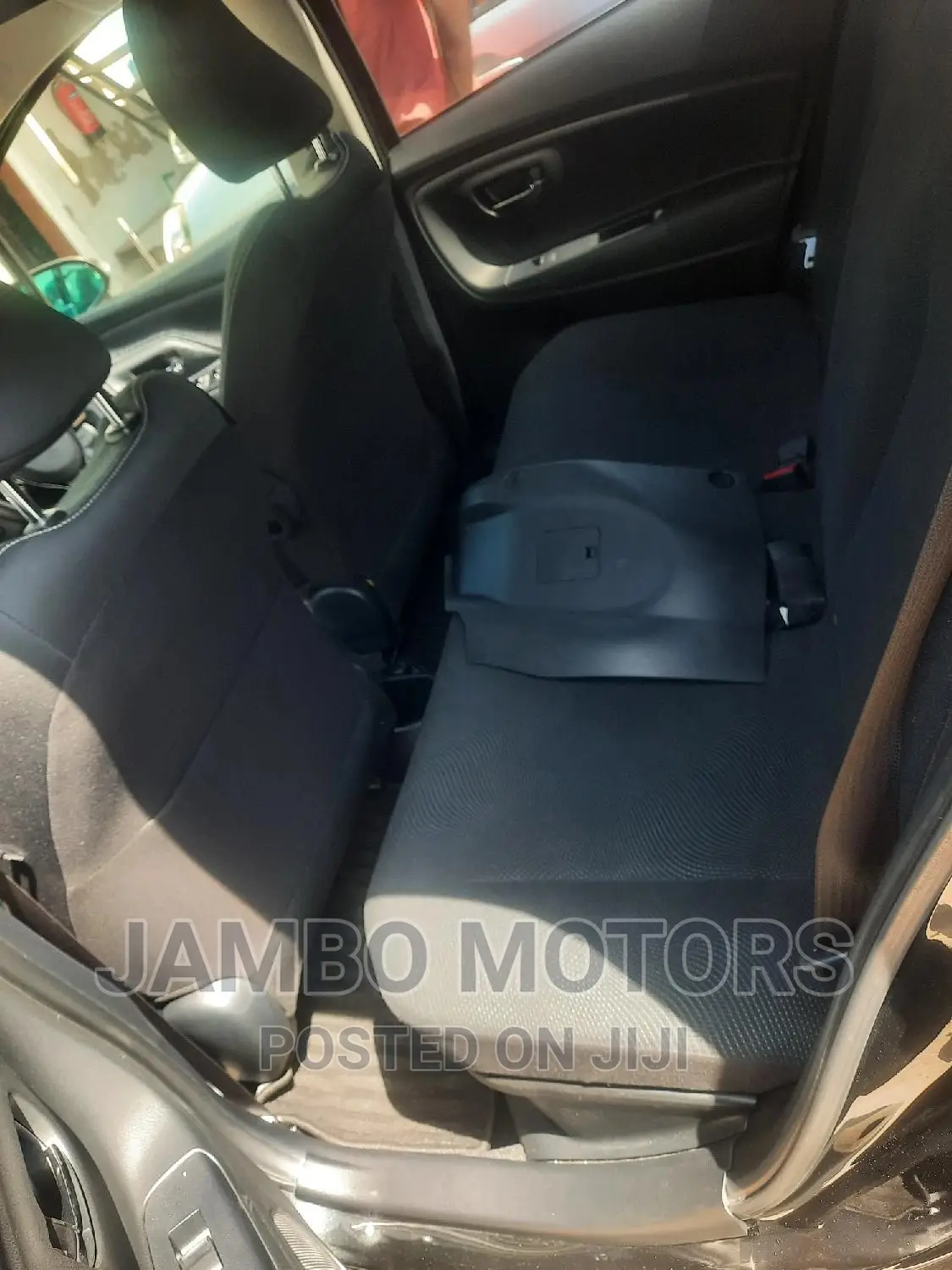 Toyota Vitz 2016 Black
