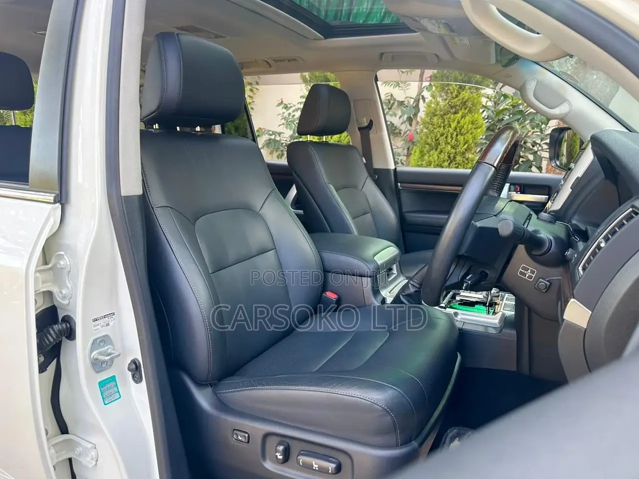 Toyota Land Cruiser 2017 White