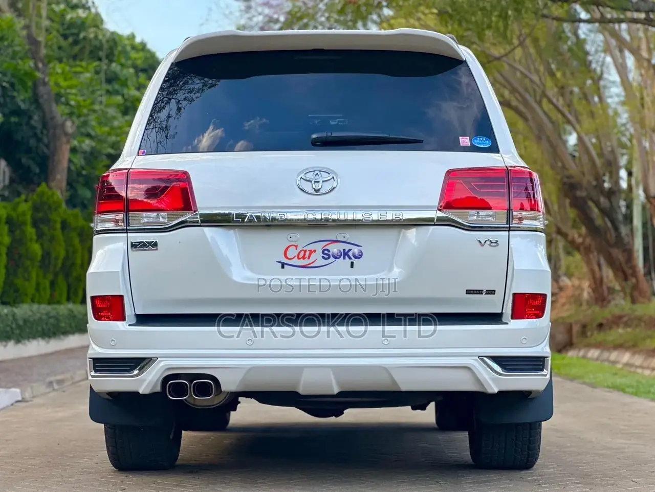 Toyota Land Cruiser 2017 White