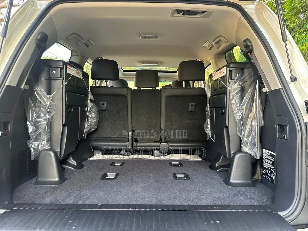 Toyota Land Cruiser 2017 White