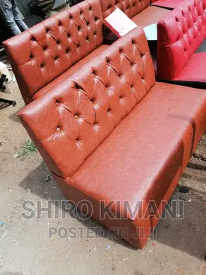 Best Restaurant Sofas