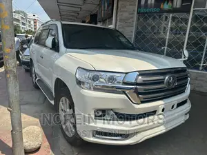 Toyota Land Cruiser 2008 White