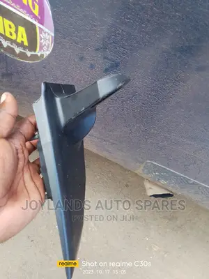 Fielder 2005 Side Mirror Arm