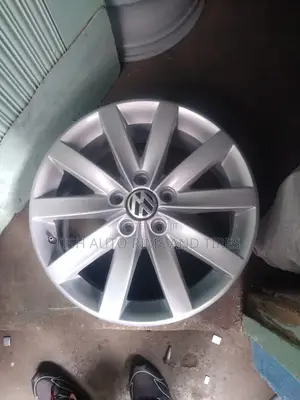Volkswagen Passat 17 Inch Rims Set