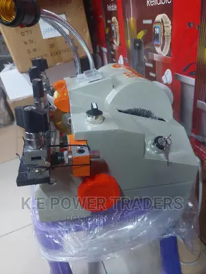 Electronic Key Cutting Machine
