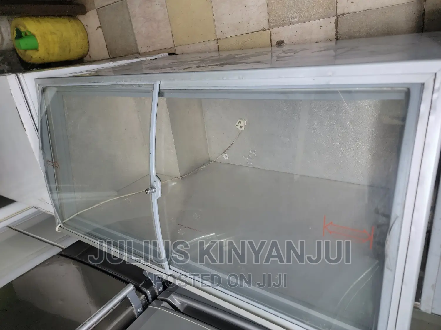 Showcase Deep Freezer 500l