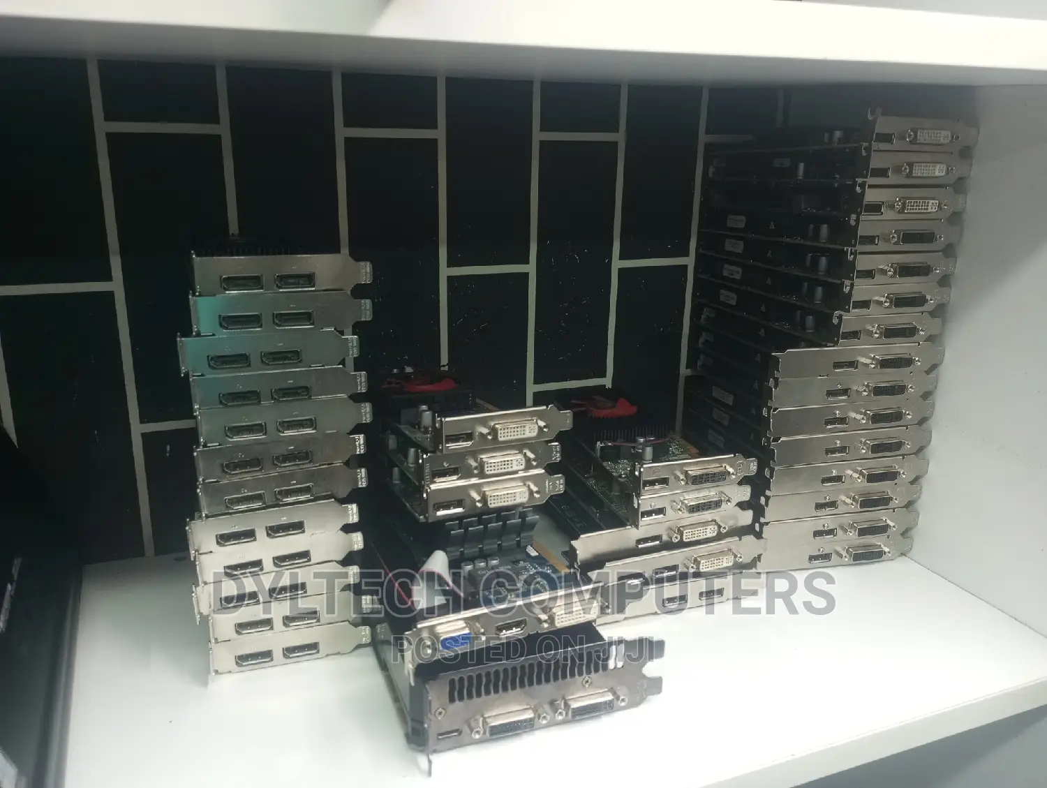 Gaming/Video Editing VGA/HDMI/DP Port Cards