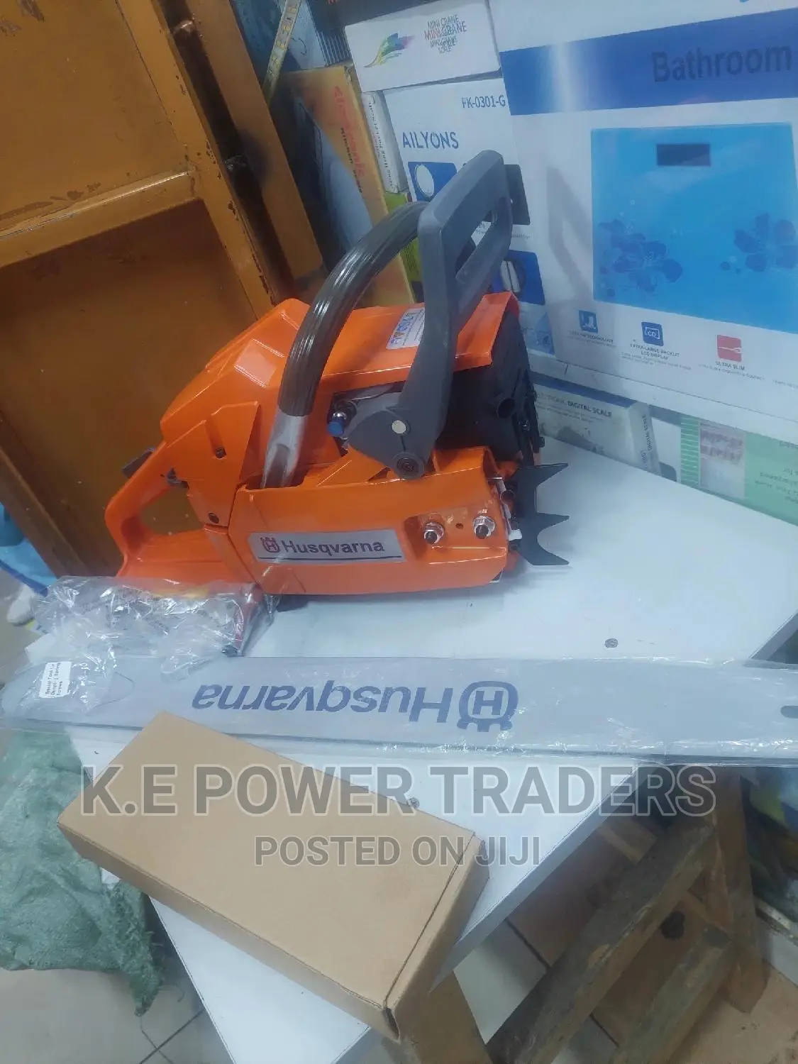 Robust Brazil Powersaw (Husqvarna 272xp)