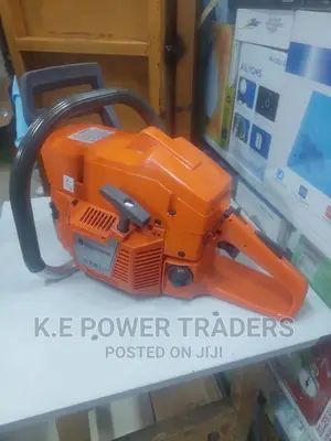 Smooth and Sharp Powersaw - Husqvarna Powersaw 272xp
