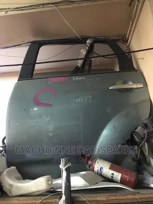 Mitsubishi Outlander 2014 Doors
