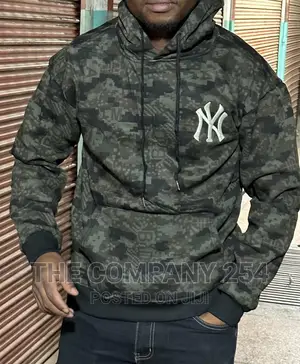 Designer Quality Unisex Warm Heavy Classic Hoodies.