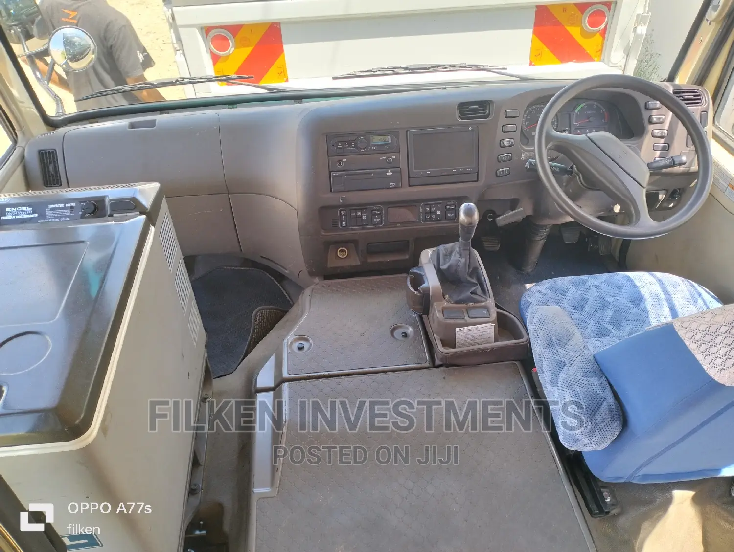 Mitsubishi Fuso Rosa 2016 Beige