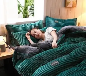 Jungle Green Cvelvet Duvet