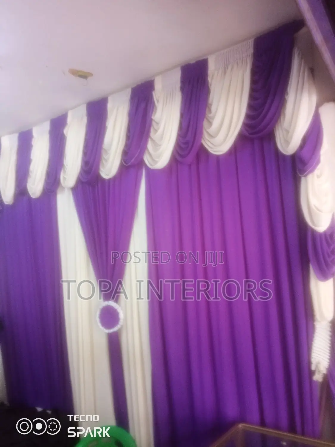 Stretchable Decor Drapes for Events and Wall Decorations