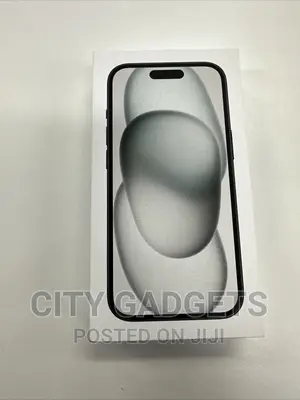 New Apple iPhone 15 128 GB Black