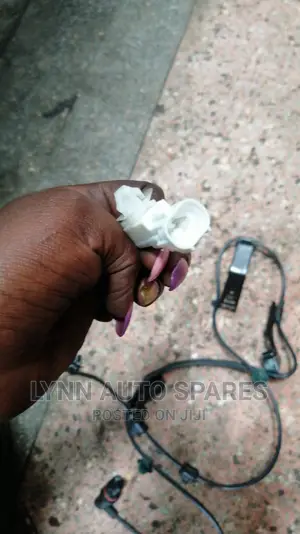 Toyota Revo Front Abs Sensor