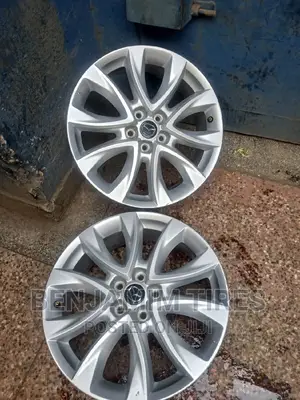 Clean Original Rims Size 19 Inch for Mazda Cx5.
