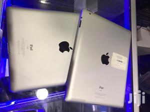 Apple iPad 2 Wi-Fi 16 GB Silver