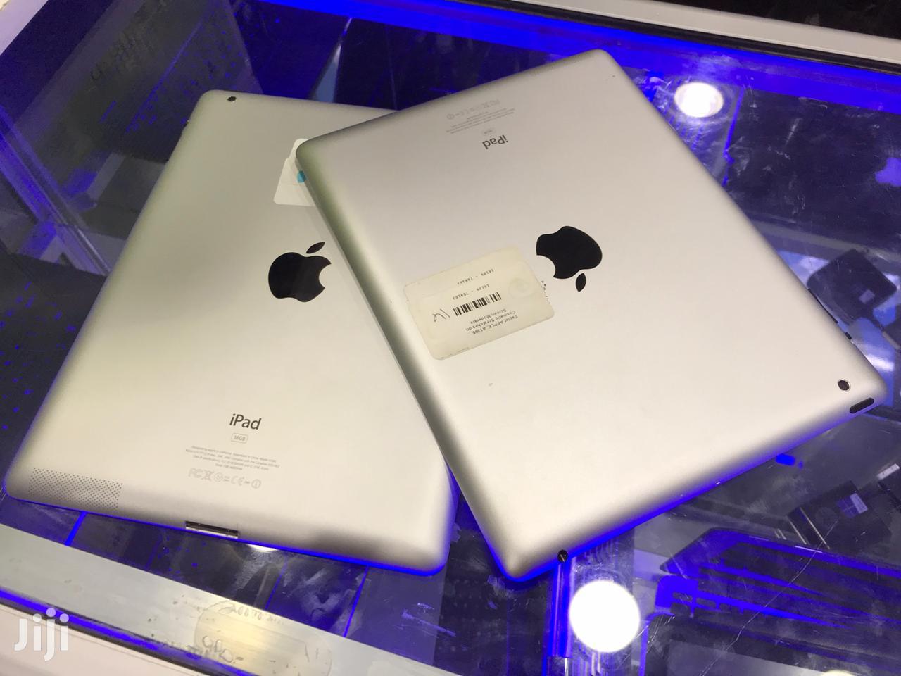 Apple iPad 2 Wi-Fi 16 GB Silver