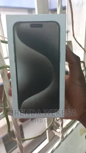 New Apple iPhone 15 Pro Max 256 GB Black
